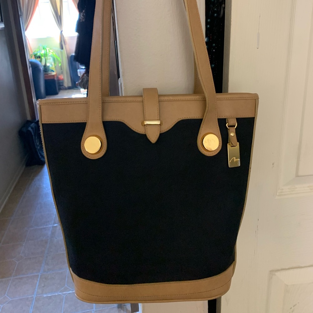 ***Very Rare***Marlo Handbags & Accessories Tote Bag/ Shoulder Bag